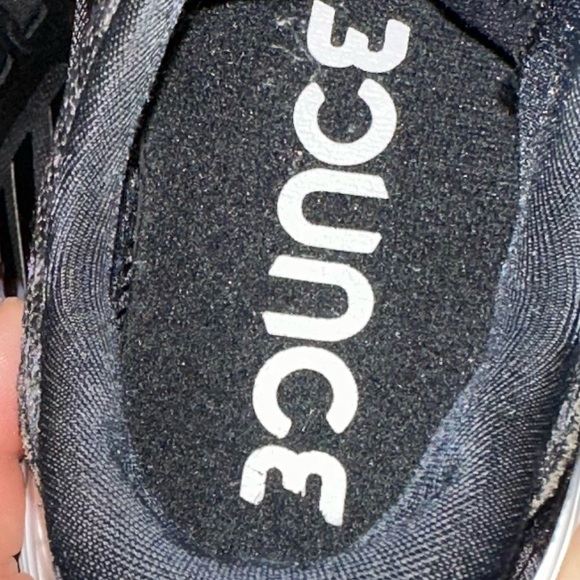 Adidas Bounce Edge Lux 3 Running Shoes CARBON BLACK EE8998 Size 6.5 WORN ONCE - Picture 11 of 12